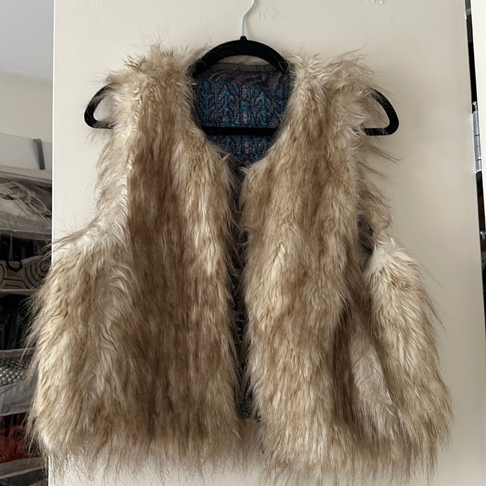 Anthropologie reversible vest - fur and patchwork